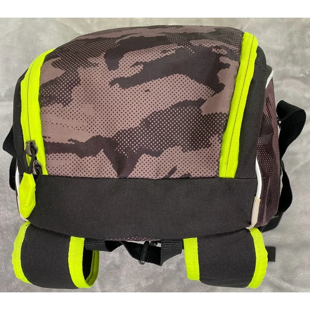 Easton Bat Pack Backpack Young Adult OSFM Black Camo Yellow E110BP Baseball Bag‎